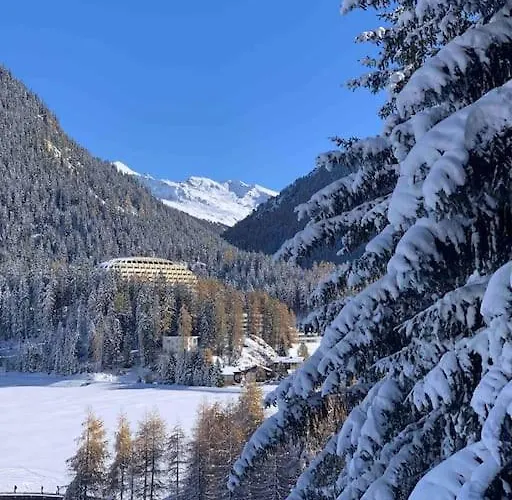 La Swiss Alps Апартаменти